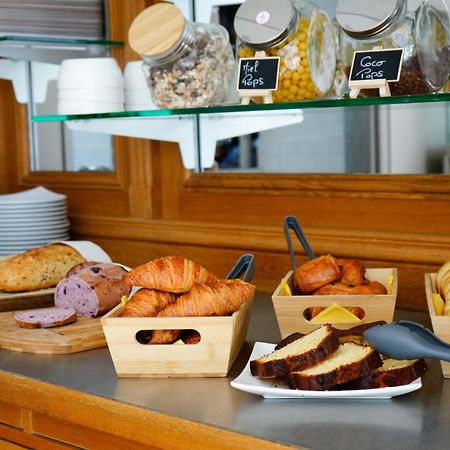 Brit Hotel Essentiel Reims Taissy ภายนอก รูปภาพ