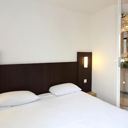 Brit Hotel Essentiel Reims Taissy ภายนอก รูปภาพ